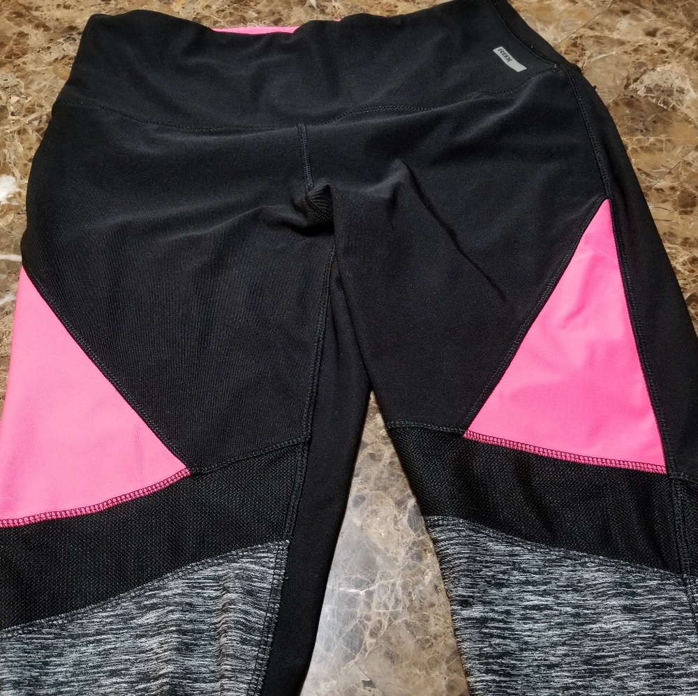 Workout pants - Picture 2 of 3